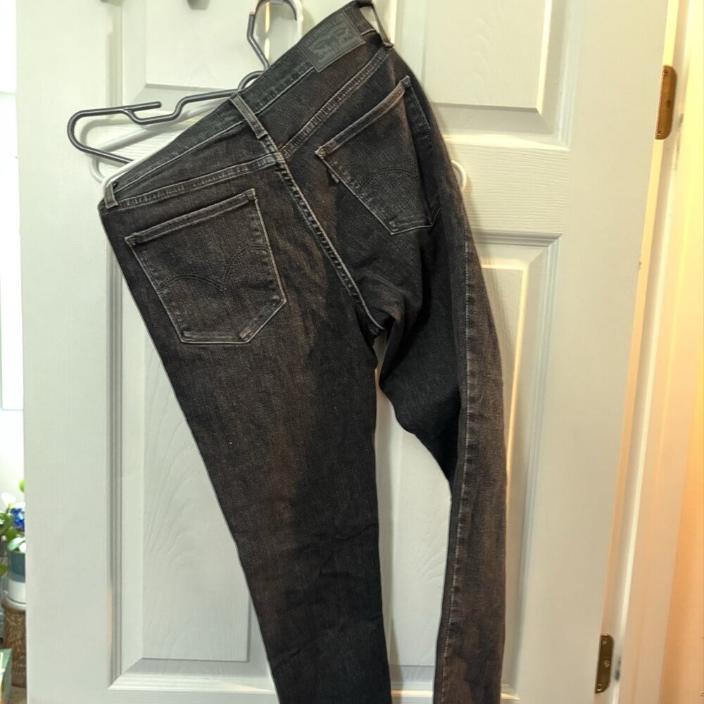 Levi Strauss 311 Shaping Skinny Jeans